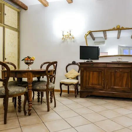 Apartment Otium - Comfort Close To Colosseum *